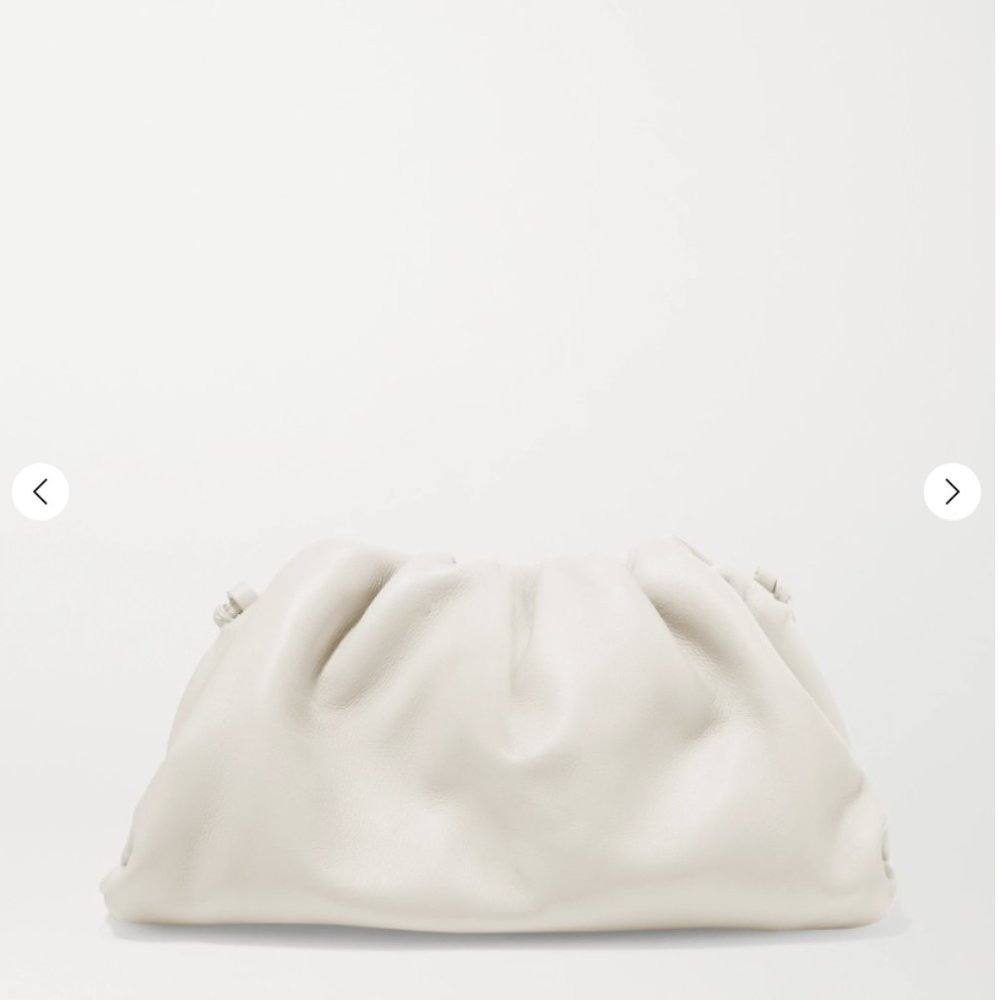 👛  Bottega Veneta Mini Pouch Mist in buttery soft Leather BNIB - Picture 3 of 10